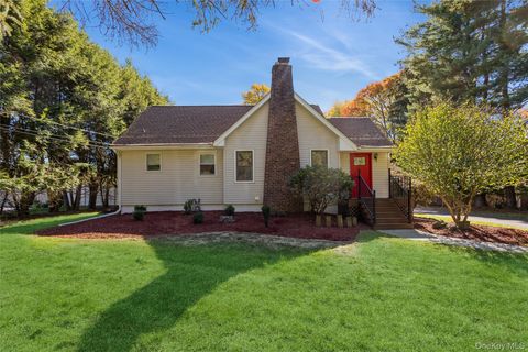 Photo of 5 Brookside Avenue, New City, NY 10956 (MLS # 927161)