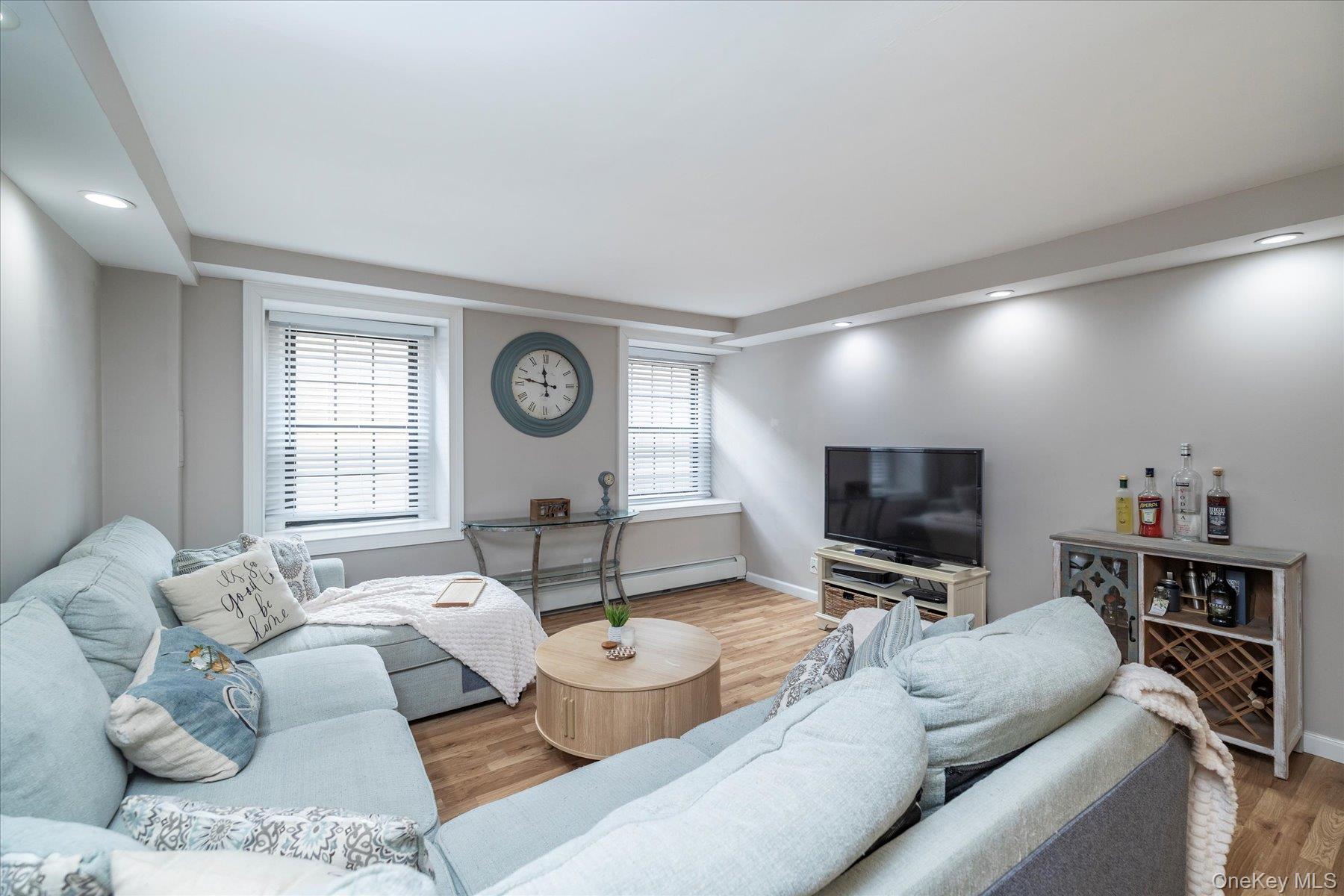 310 Riverside Boulevard G2