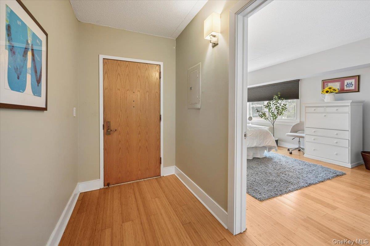 1020 Warburton Avenue 5A