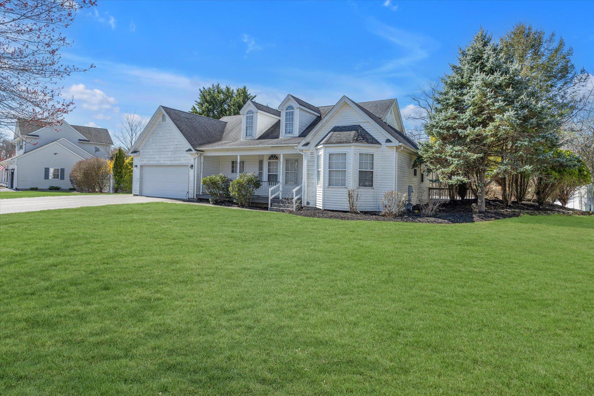 4 Paige Lane, Moriches, New York image 25