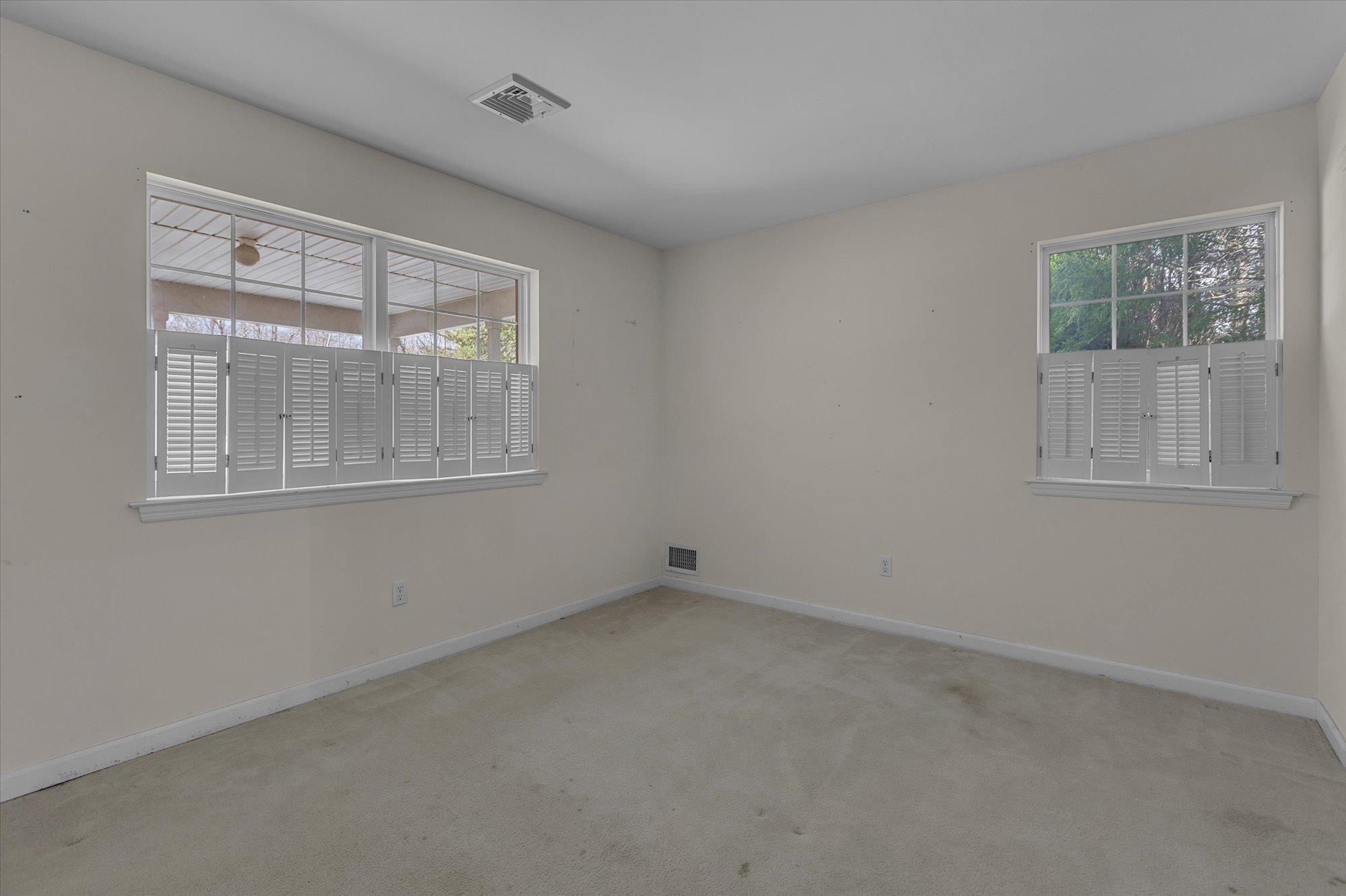 4 Paige Lane, Moriches, New York image 12