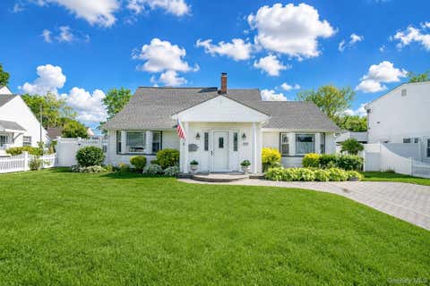 Homes For Sale - 144 Blue Spruce Road<br/> Levittown, NY 11756