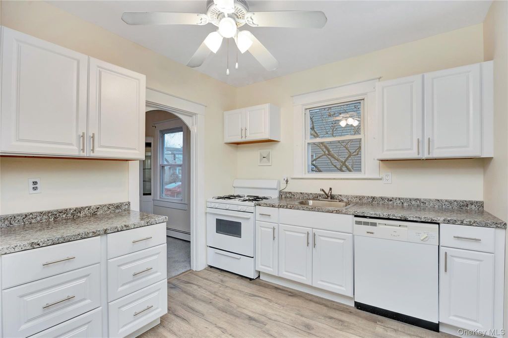 Photo of 35 Andrew Avenue, Islip Terrace, NY 11752 (MLS # 943817)