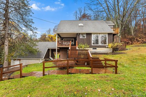 Homes For Sale - 12 Cedar Lane<br/> Poughquag, NY 12570