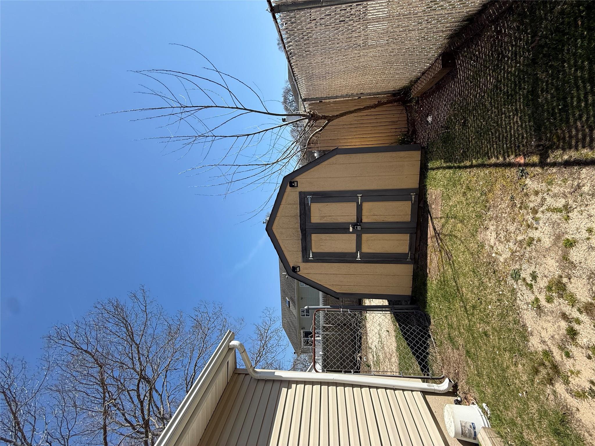 56 Brushwood Drive, Shirley, New York image 17