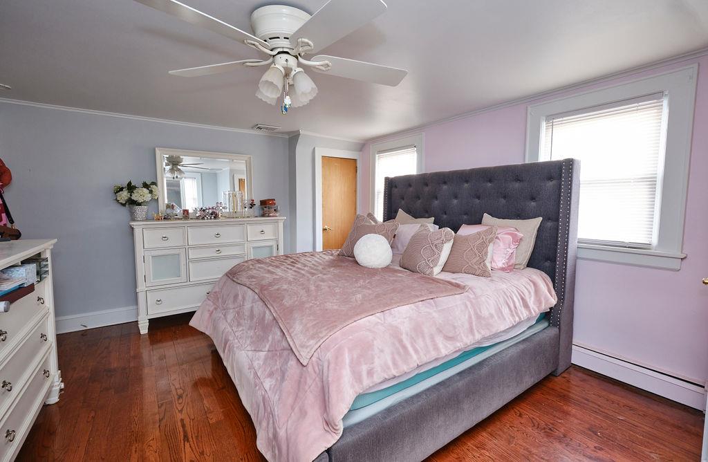 1829 Evergreen Avenue, East Meadow, New York image 9