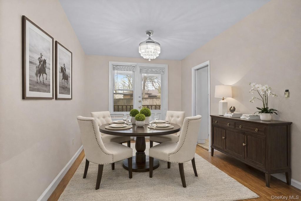 Photo of 118 Lawn Terrace Terrace #1e, Mamaroneck, NY 10543 (MLS # 952699)