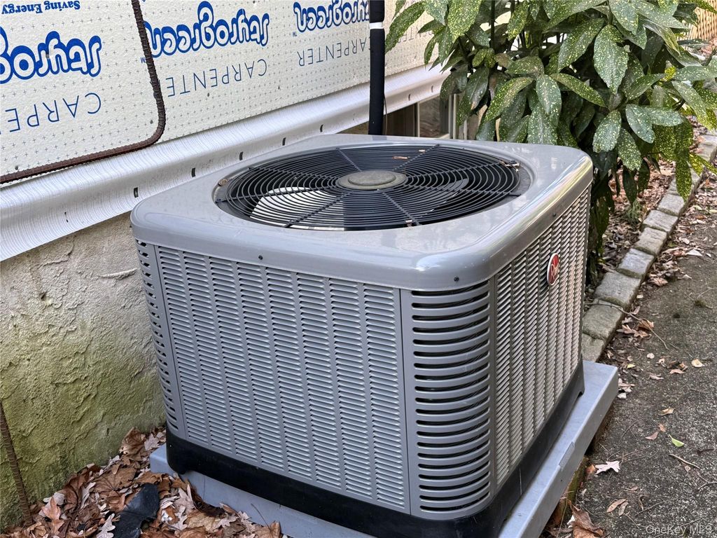 Photo of 1280 Newbridge Road, North Bellmore, NY 11710 (MLS # 978233)