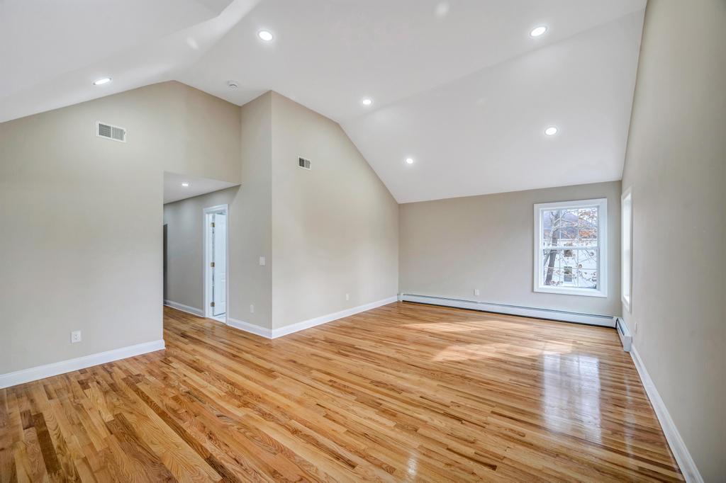 2 Sabrina Drive, Eastport, New York image 32
