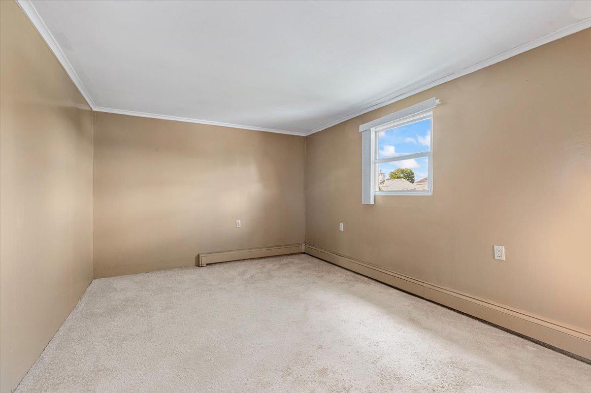 61 Cheshire Road, Bethpage, New York image 17
