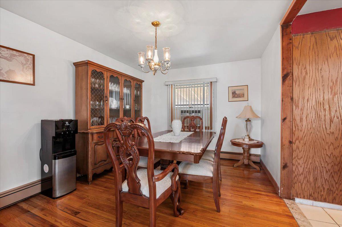 61 Cheshire Road, Bethpage, New York image 7