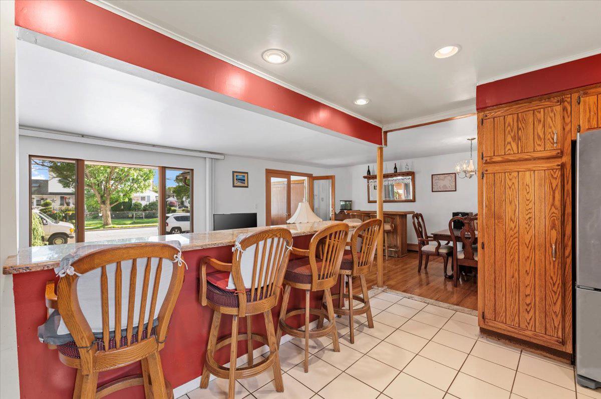 61 Cheshire Road, Bethpage, New York image 12
