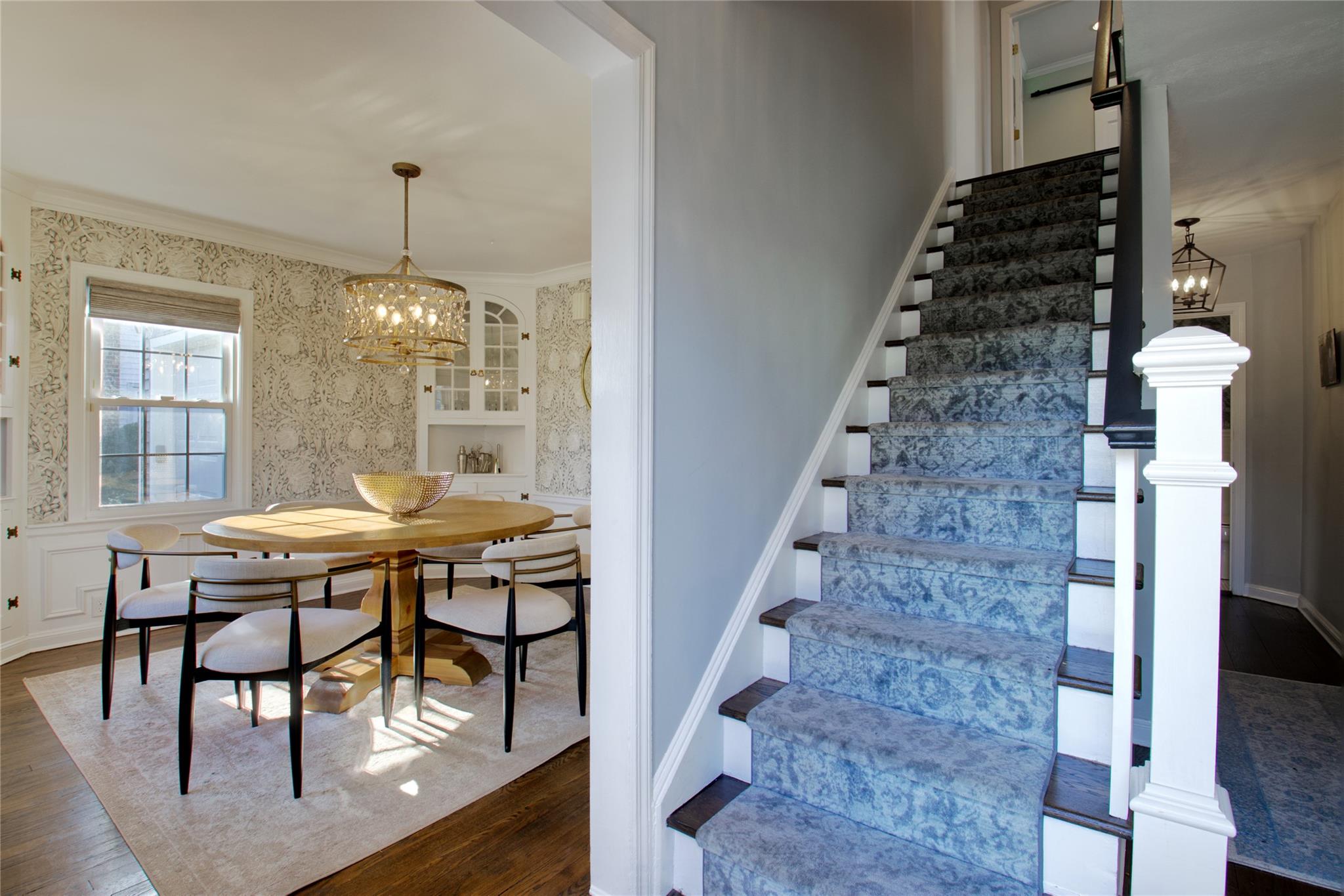 96 Claydon Road, Garden City, New York image 4