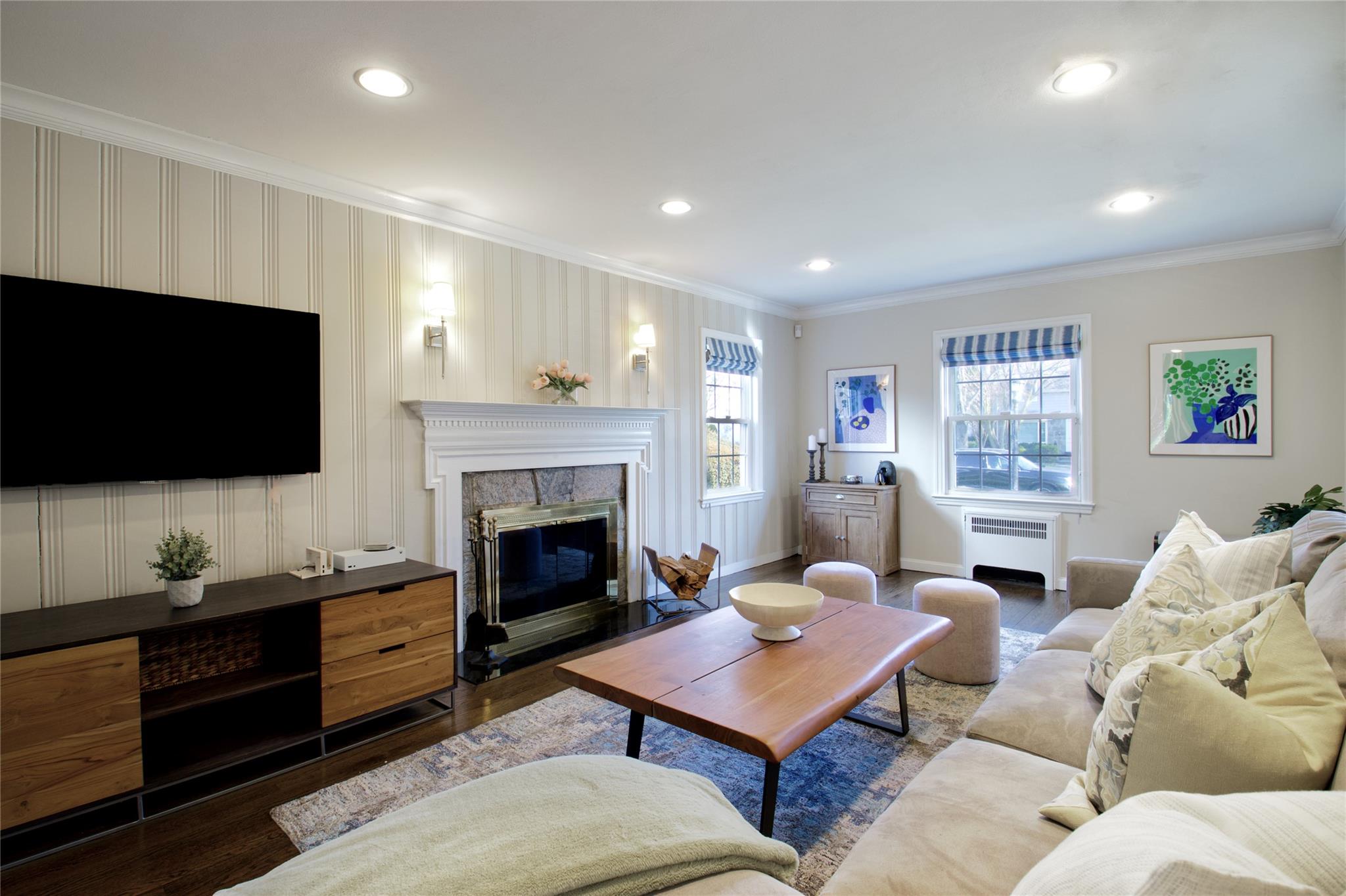 96 Claydon Road, Garden City, New York image 8