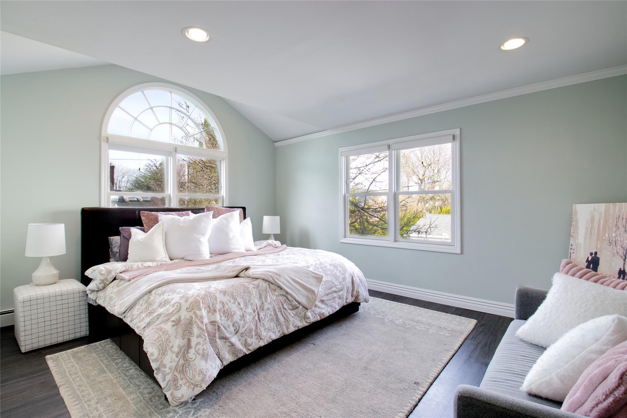 96 Claydon Road, Garden City, New York image 25