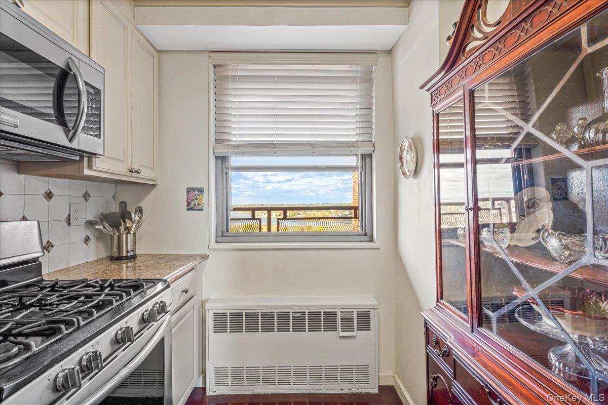 220-55 46th Avenue 16K