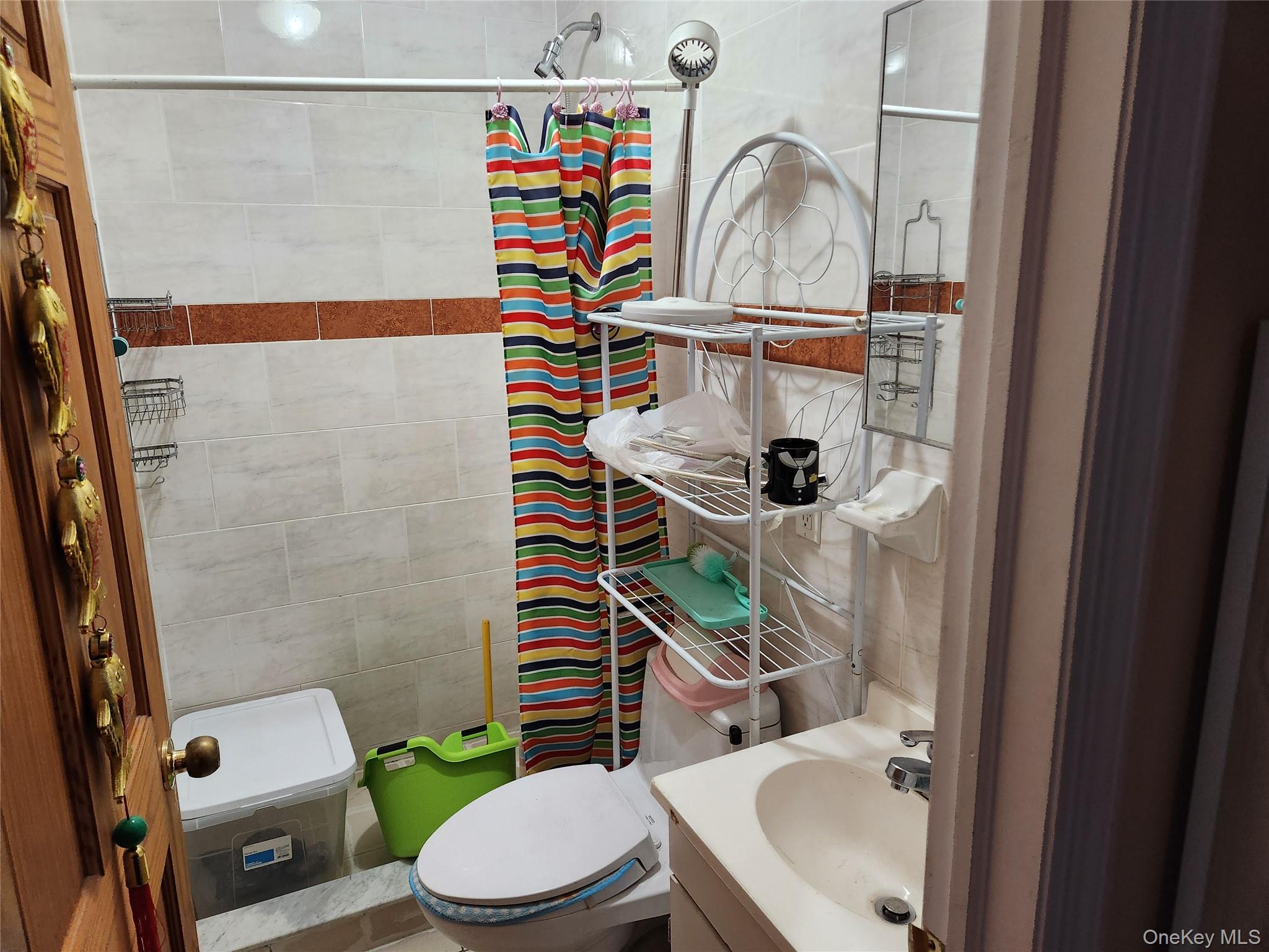 138-10 35th Avenue 5