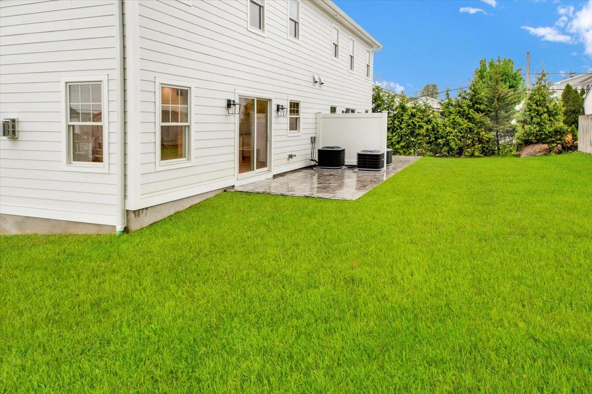 136 Gainsborg Avenue, West Harrison, New York image 30