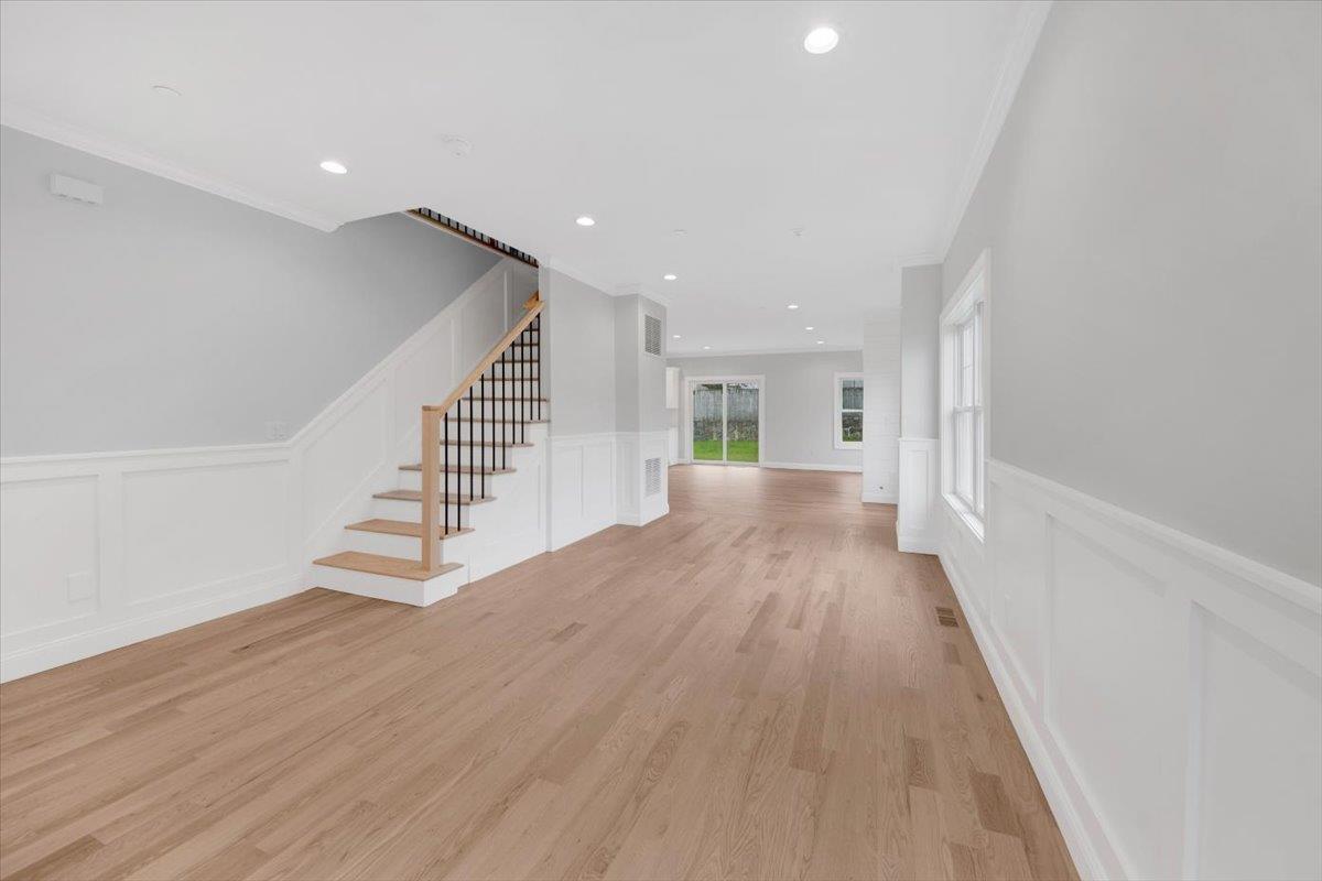 136 Gainsborg Avenue, West Harrison, New York image 4