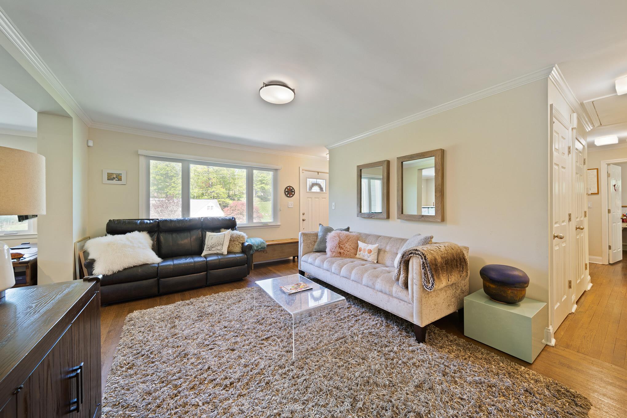 63 Meadow Lane, Katonah, New York image 1