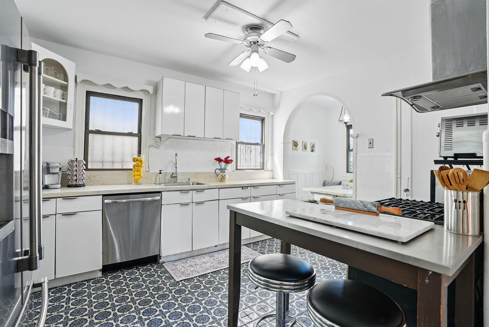 106 Devoe Avenue, Yonkers, New York image 10