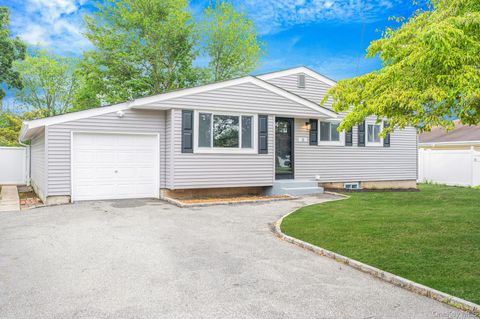 11 W 11 Street Deer Park NY 11729