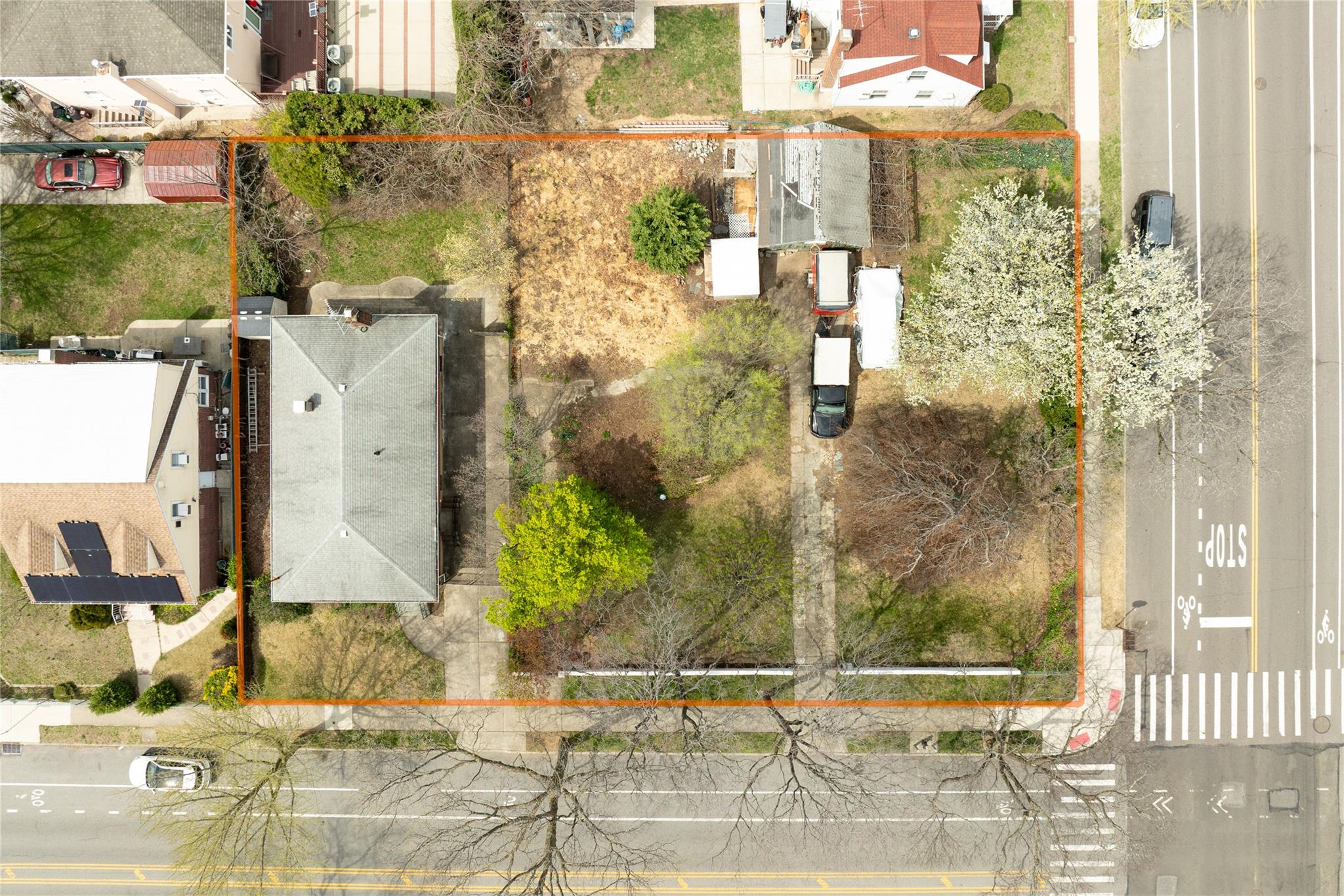 262-09 And 262-15 82 Avenue, Floral Park, New York image 38