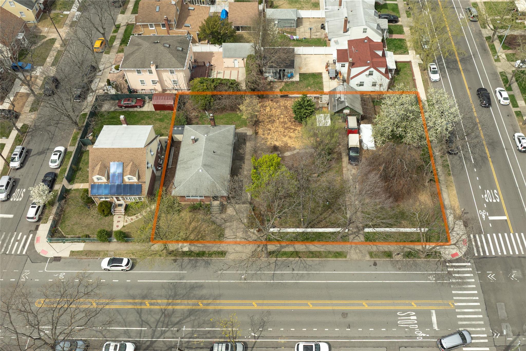262-09 And 262-15 82 Avenue, Floral Park, New York image 36