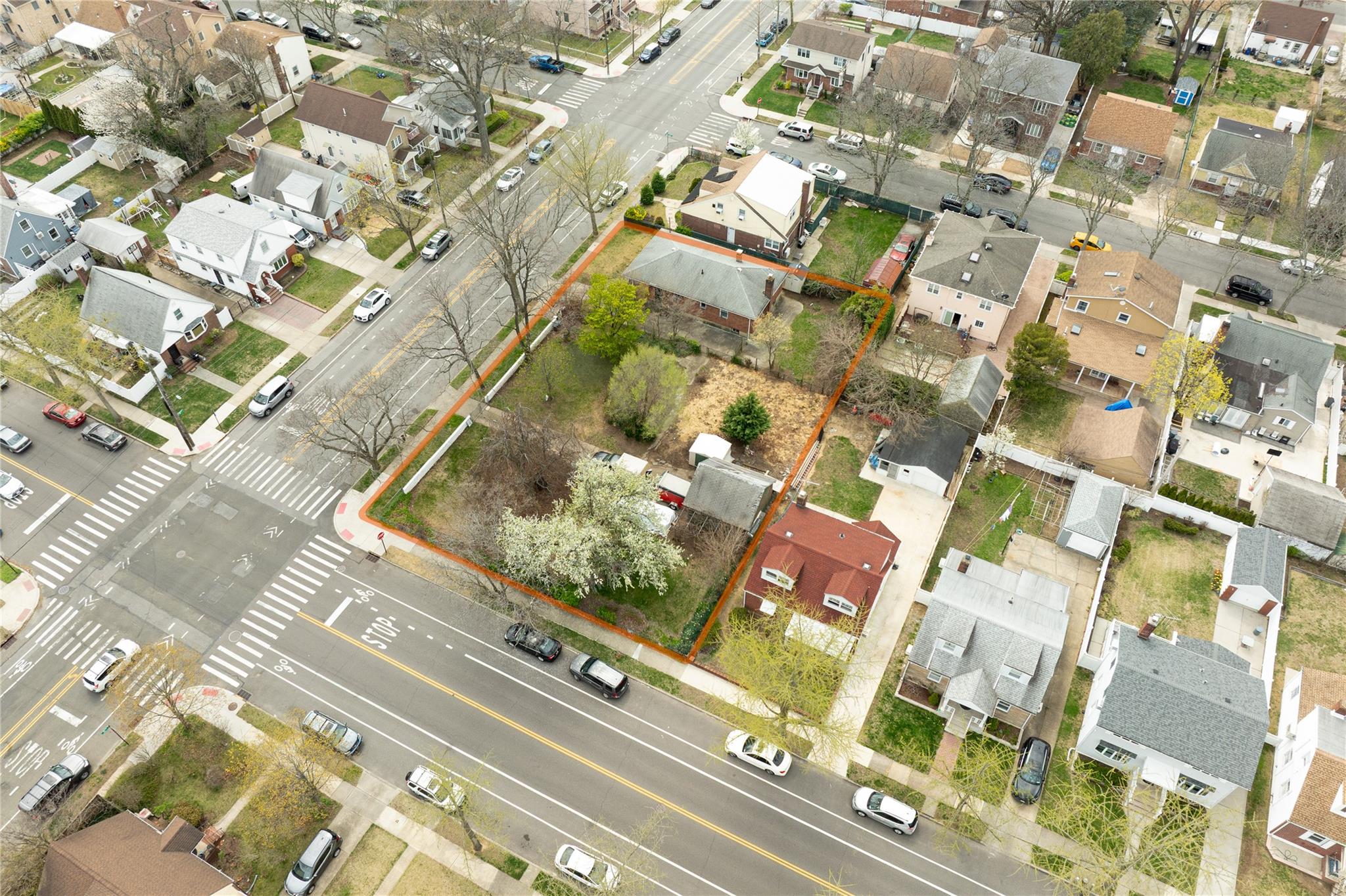 262-09 And 262-15 82 Avenue, Floral Park, New York image 34