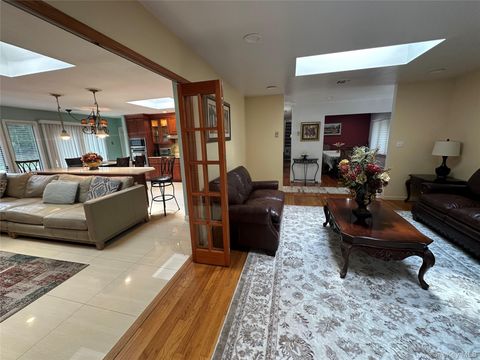 Photo of 23 Pimlico Drive, Commack, NY 11725 (MLS # 1029616)