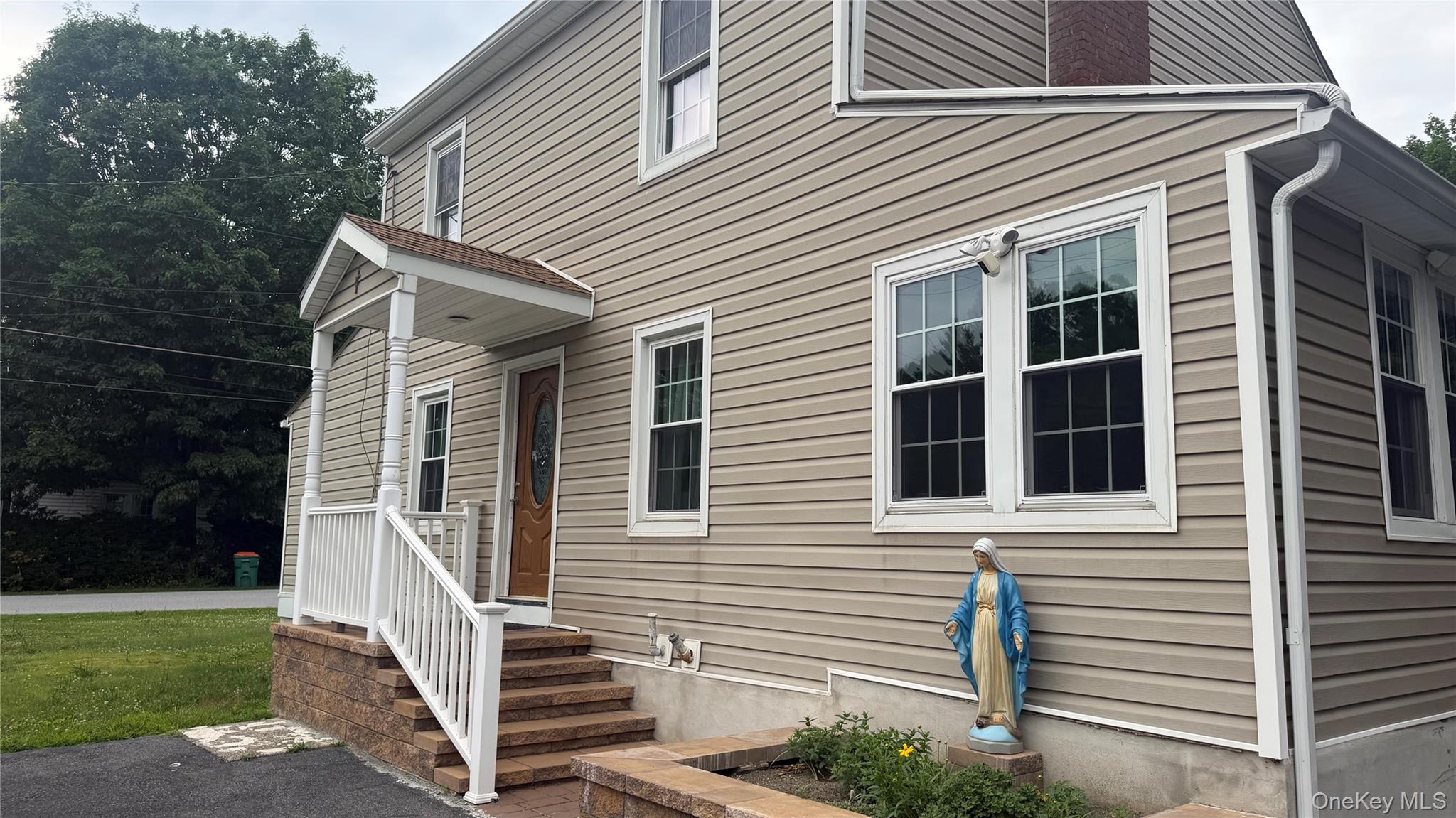 17 Degarmo Road - Photo 2