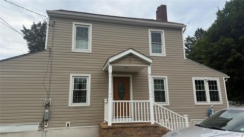 Homes For Rent - 17 Degarmo Road<br/> Dutchess County, Poughkeepsie, NY 12603