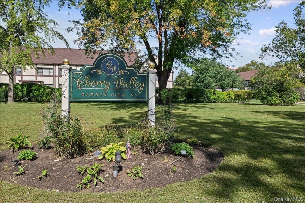 129 15TH ST APT B1, GARDEN CITY, NY 11530 - Image aef94eaa7c32cbb1cdba3741a3d384d5/237547301