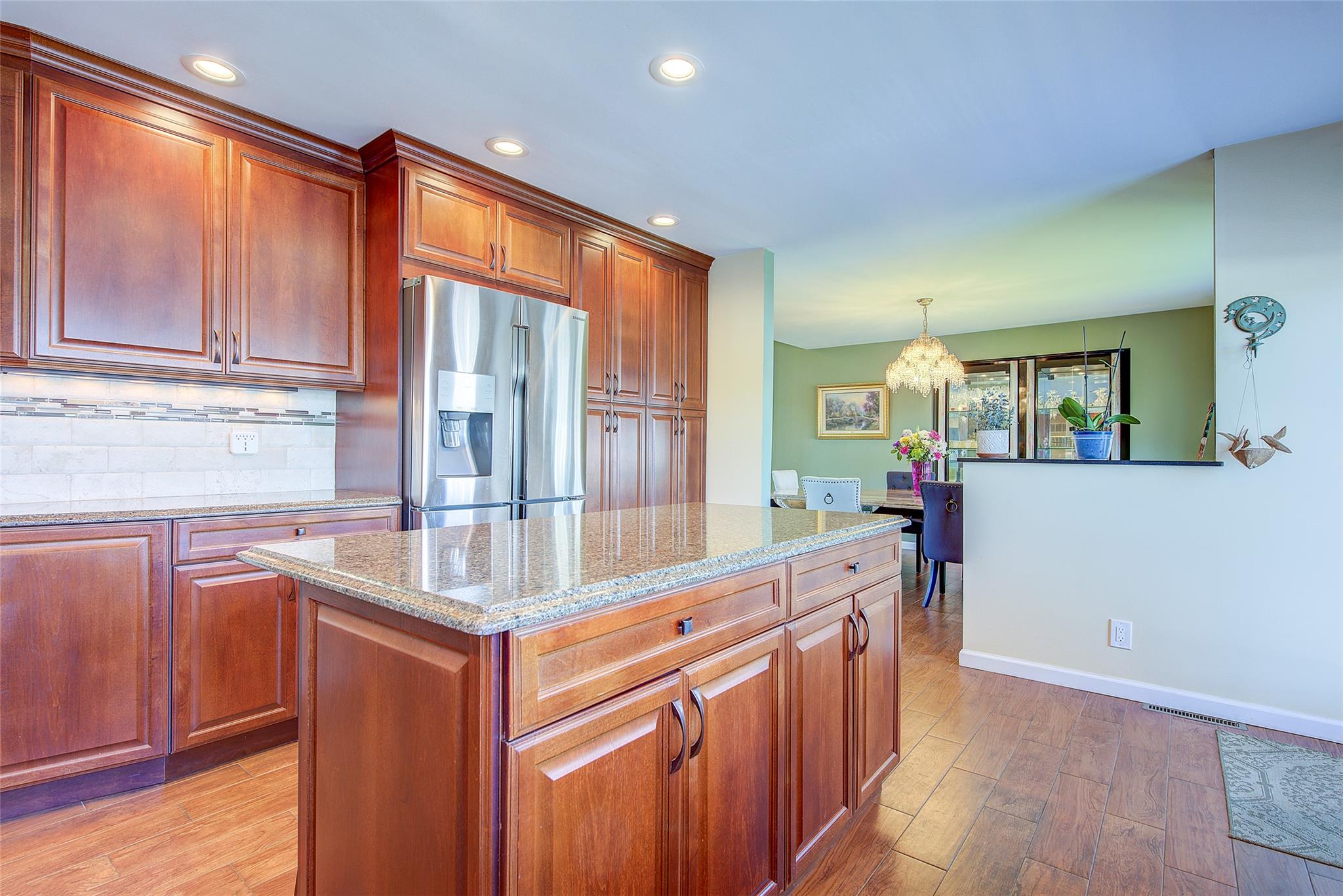 14 Delta Rd, Massapequa, New York image 10