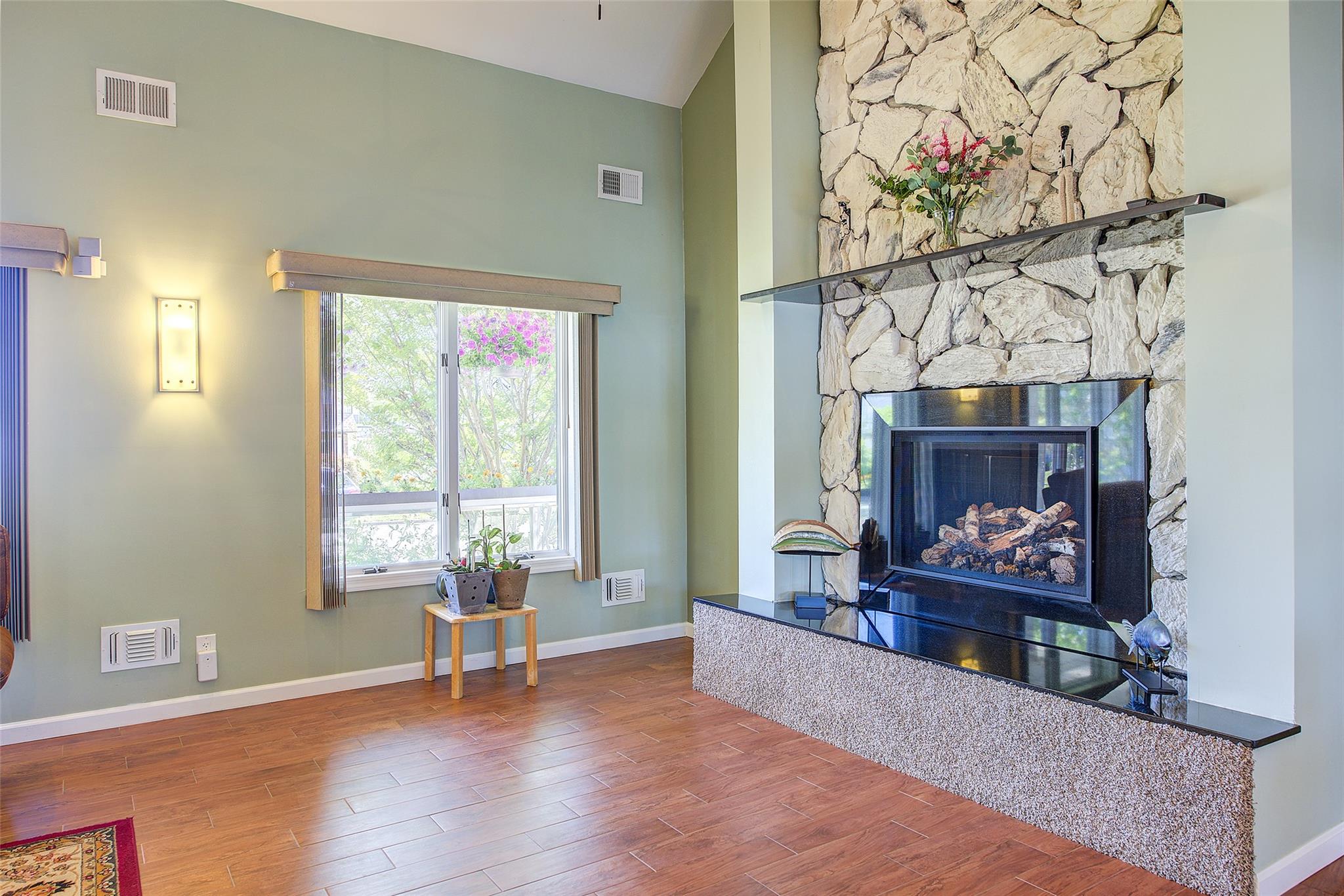 14 Delta Rd, Massapequa, New York image 6