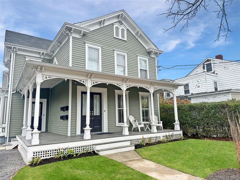 Photo of 611 Main Street #B, Greenport, NY 11944 (MLS # 951867)