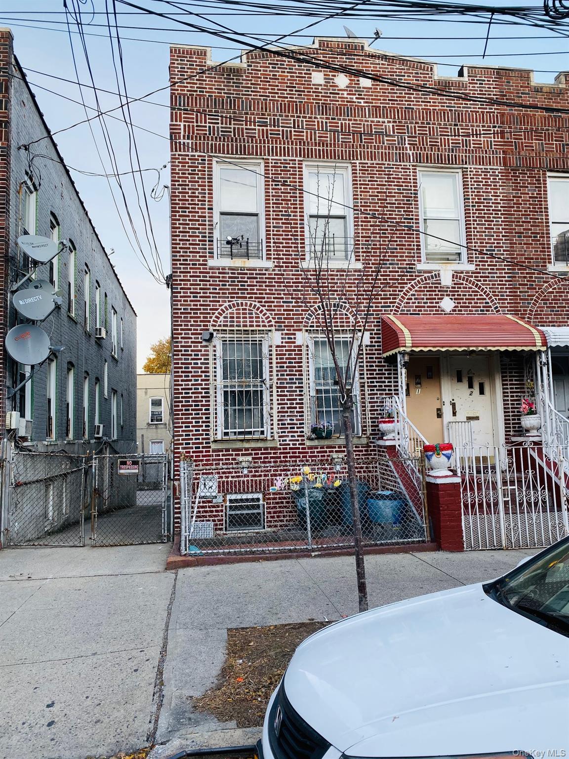 Photo 1 of 20 — 1126 Ward Avenue, Bronx, NY 10472