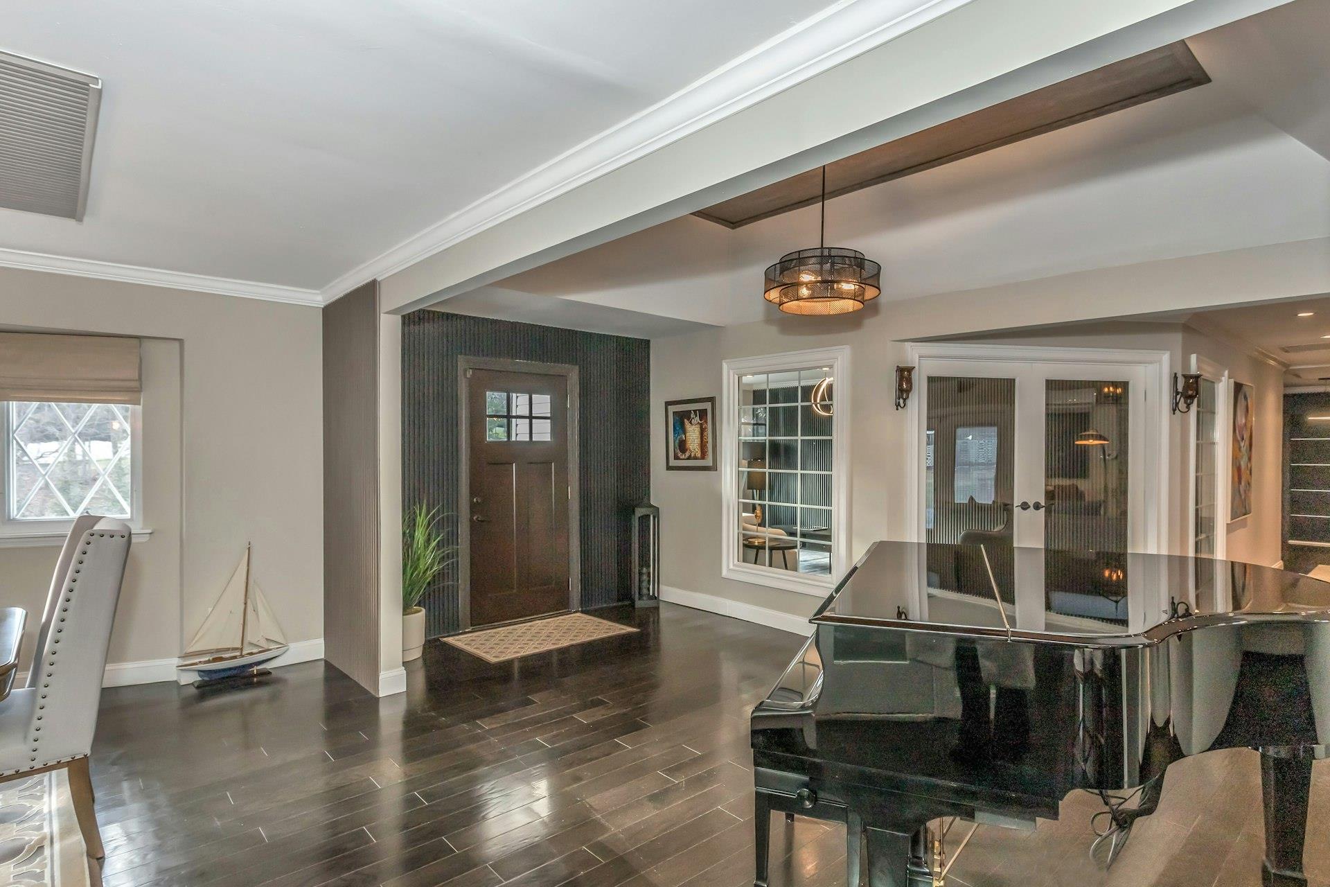 70 Bagatelle Road, Melville, New York image 7