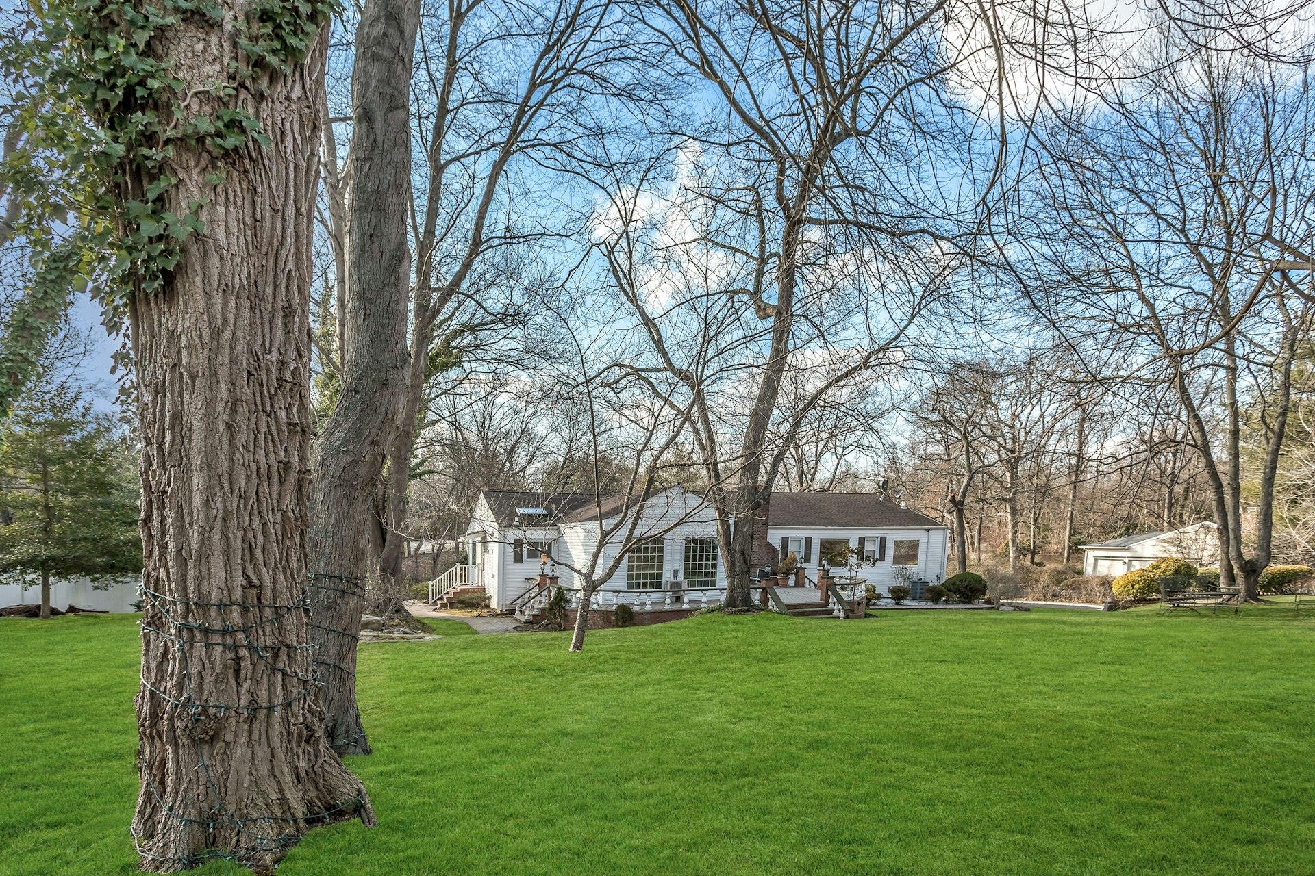 70 Bagatelle Road, Melville, New York image 39