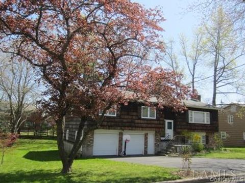 6 Jason Lane Mamaroneck NY 10543