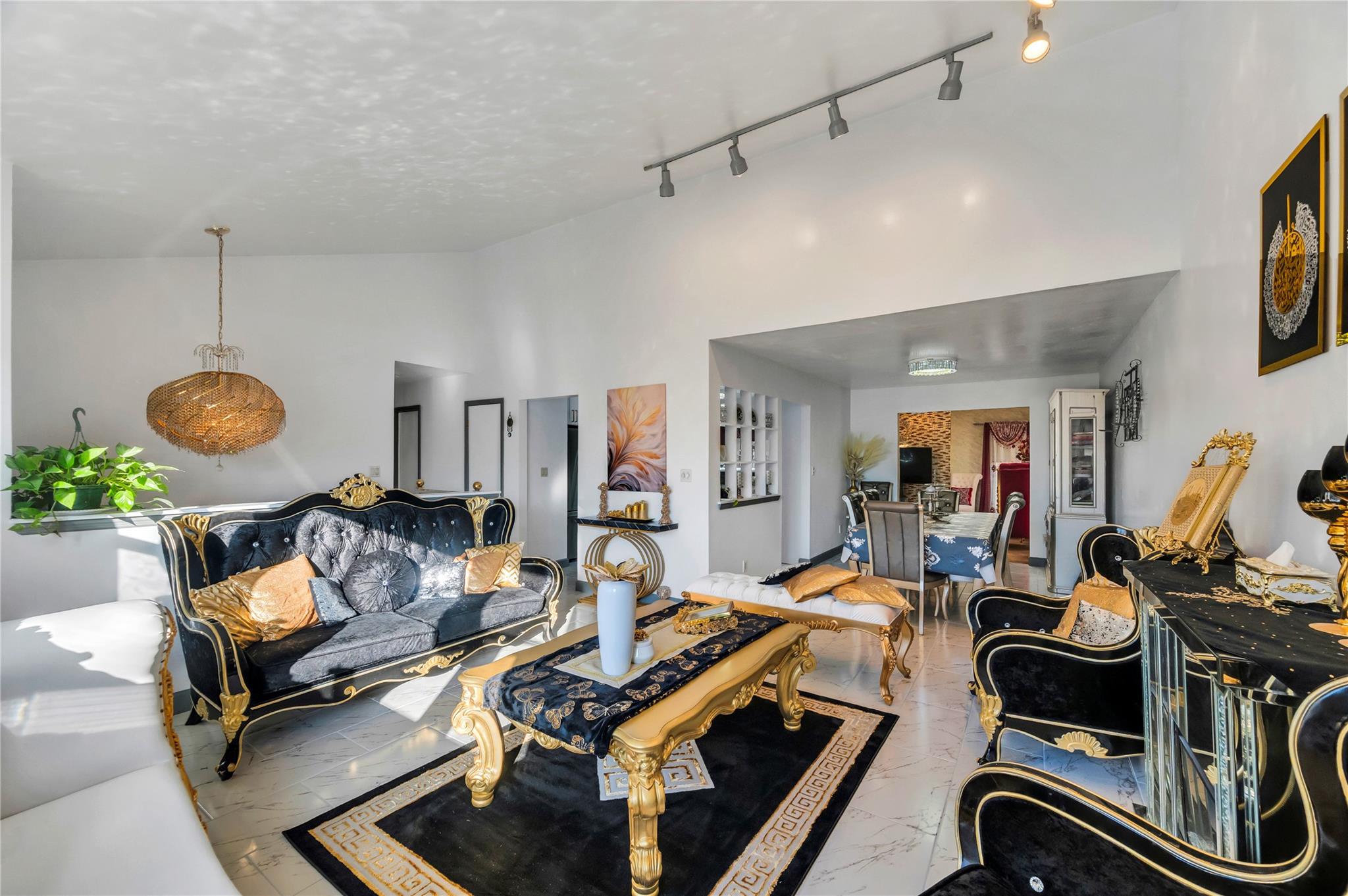 2A Belmont Avenue #A, Plainview, New York image 4