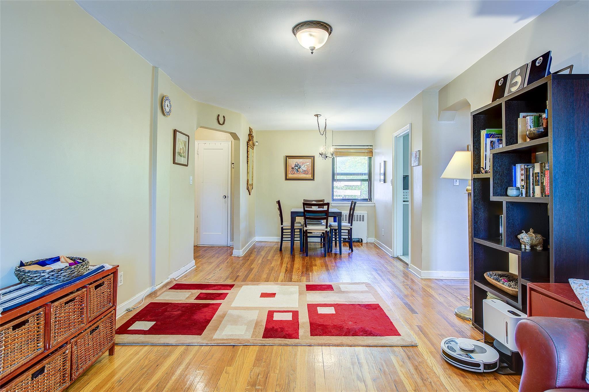 Property for Sale at 43rd Avenue 3D, Bayside, Queens, NY - Bedrooms: 1 
Bathrooms: 1 
Rooms: 3  - $289,000