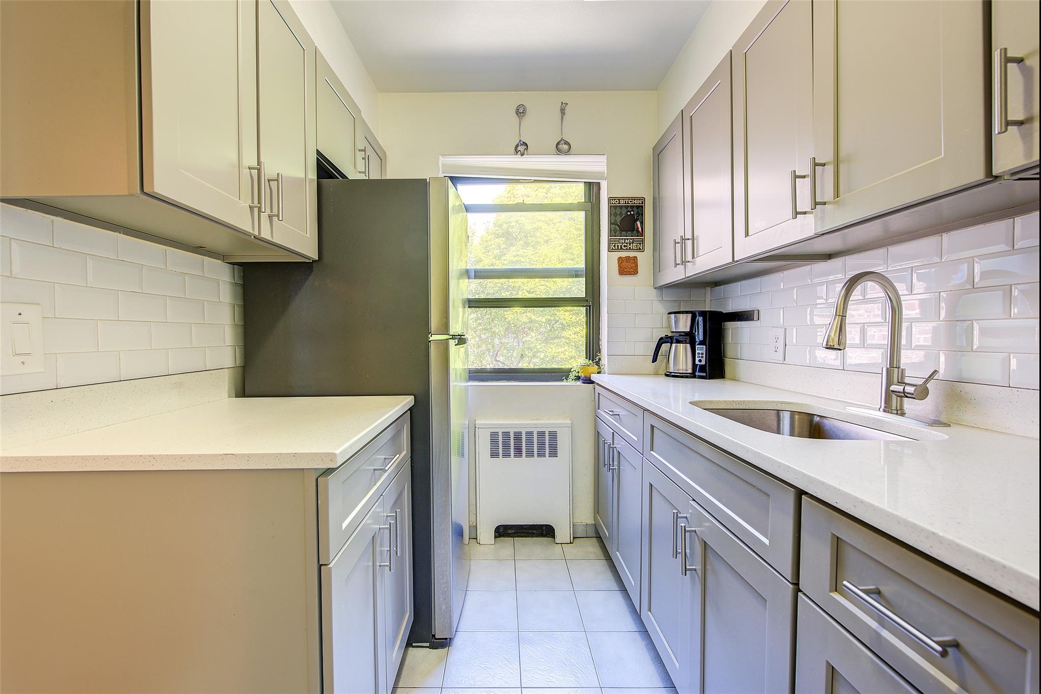 Property for Sale at 43rd Avenue 3D, Bayside, Queens, NY - Bedrooms: 1 
Bathrooms: 1 
Rooms: 3  - $289,000