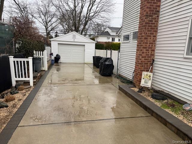 3914 Maplewood Drive