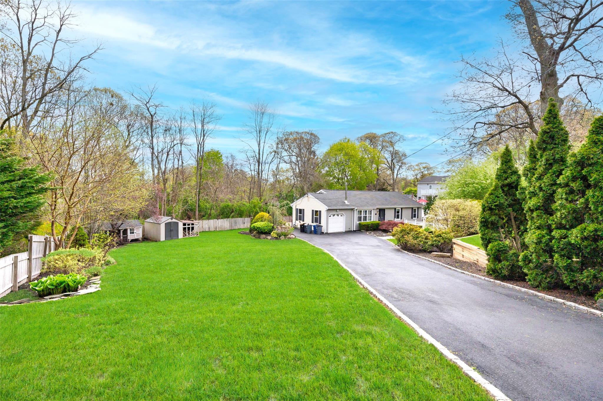 17 Park Circle, Nesconset, New York image 38