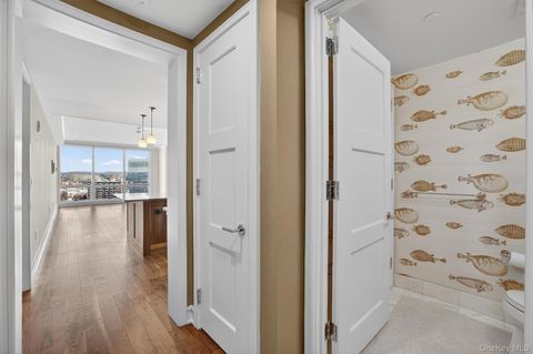 5 Renaissance Square 19B White Plains NY 10601