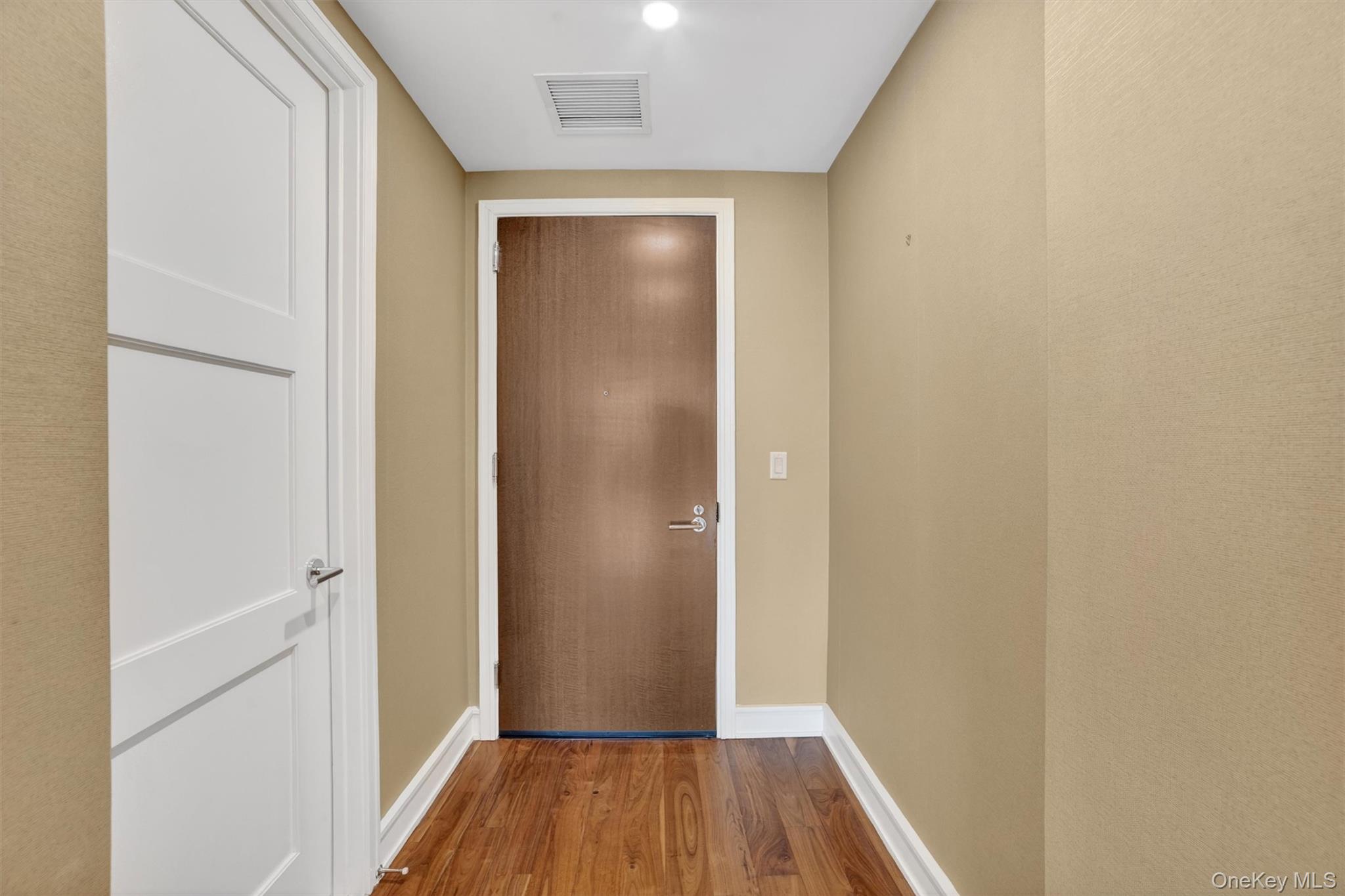 5 Renaissance Square 19B