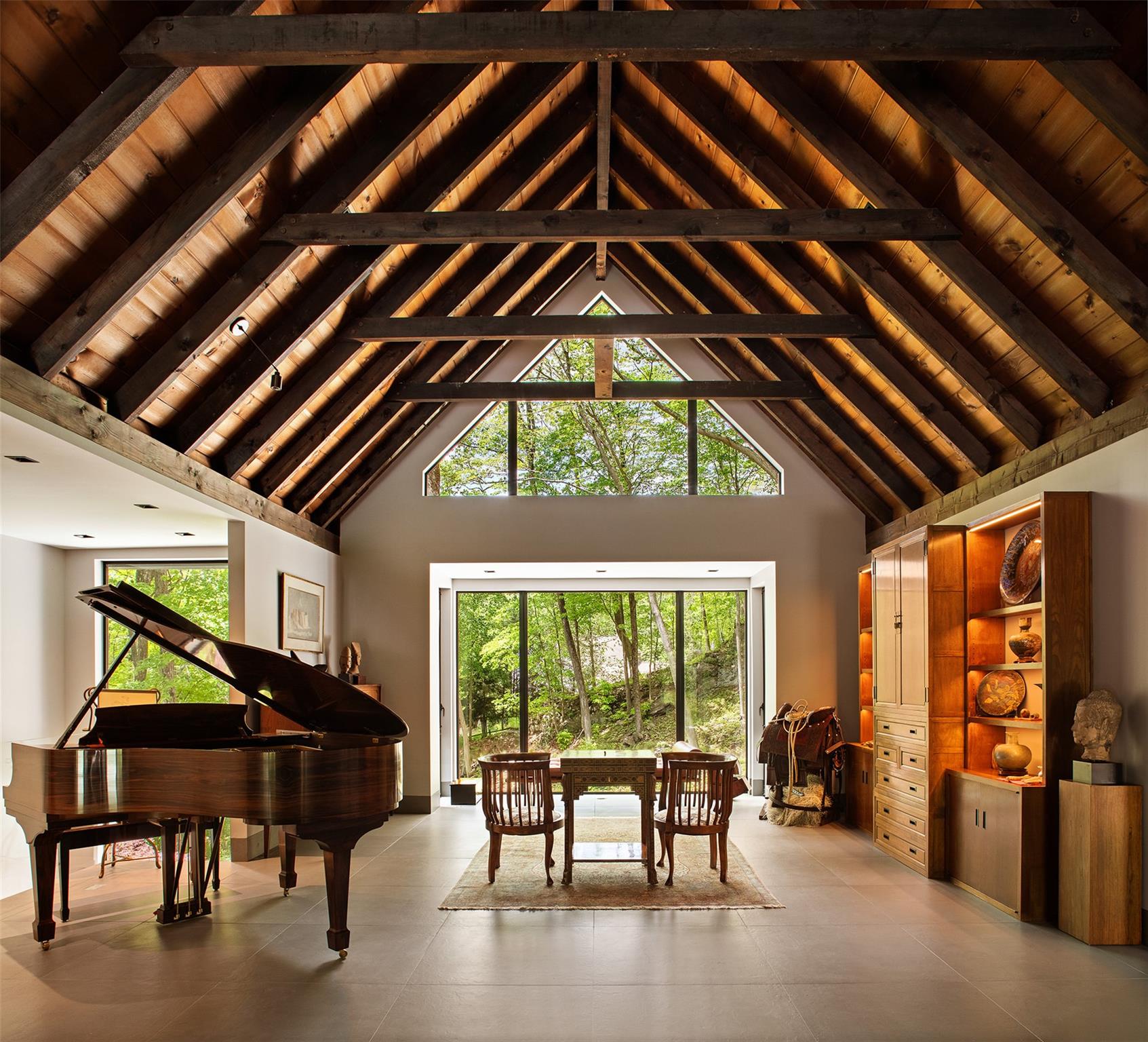Indian Hill Road, Pound Ridge, New York - 3 Bedrooms  
4 Bathrooms  
13 Rooms - 