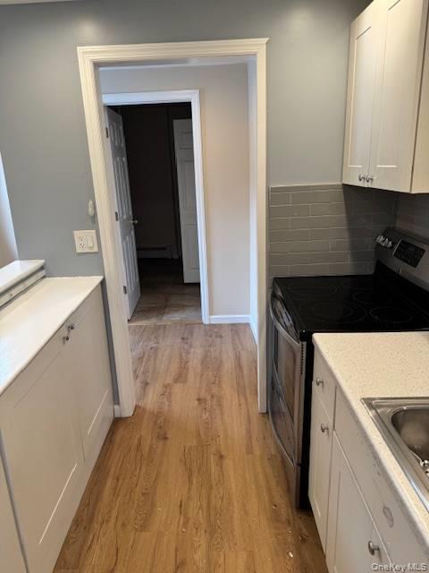 8 Old Albany Post Road A