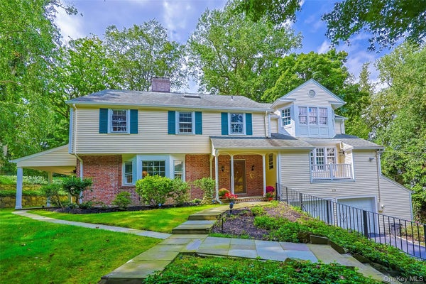 38 THE OAKS, ROSLYN, NY 11576 - Image af5b8edb72ff0faaa6ba0552cd9c32cd/2290839859
